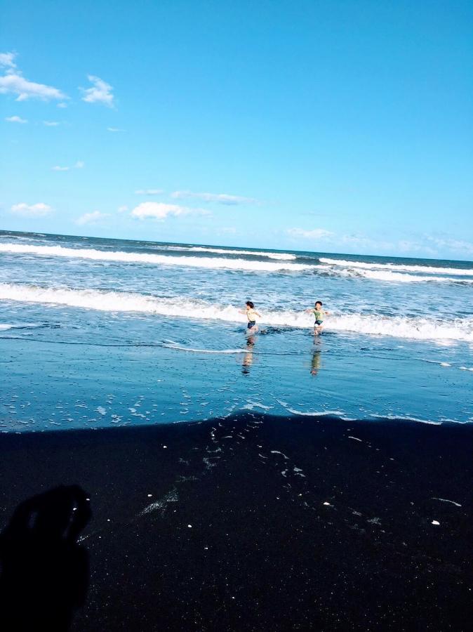 海まで3分bbqテラス付き貸別荘 バケーションレンタルハウス Nalu Resort Japan Ichinomiya  Exteriör bild